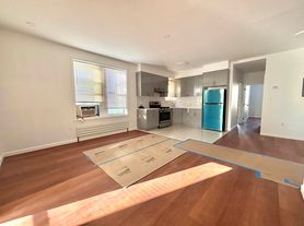 1325 71st St, Brooklyn, NY