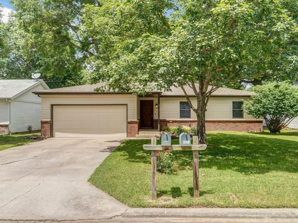 1329 W Glenwood Street, Springfield, MO 65807
