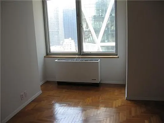 Rented by RELO REDAC INC. | media 19