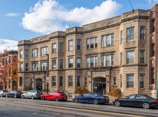 881A Huntington Ave, Boston, MA 02115