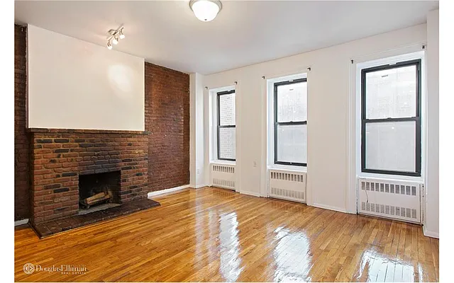 Rented by Douglas Elliman | media 10
