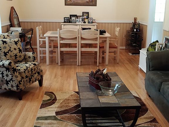 Main Living / Dining