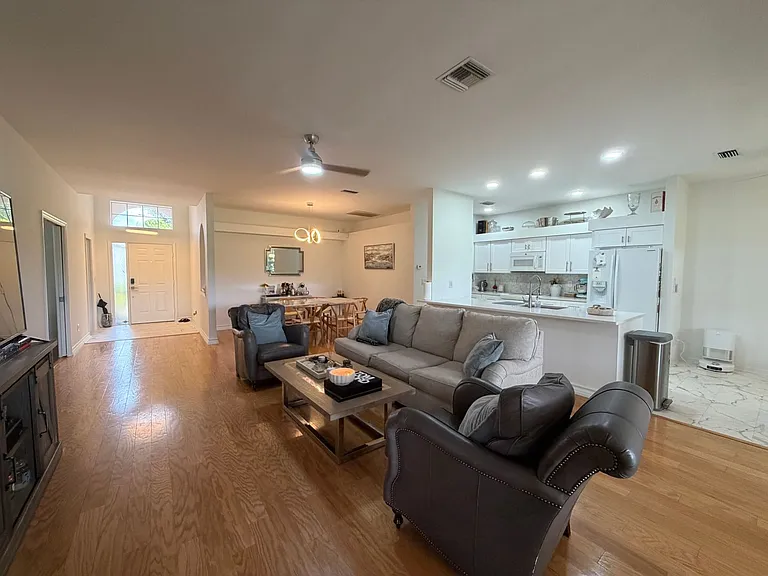 2260 Heritage Greens Dr — Photo 4