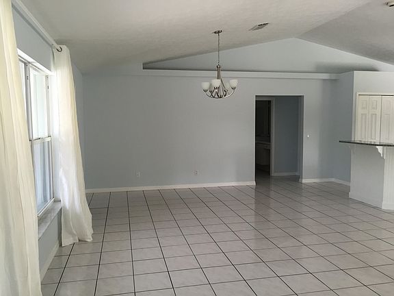 2nd image of 6106 Spruce Drive