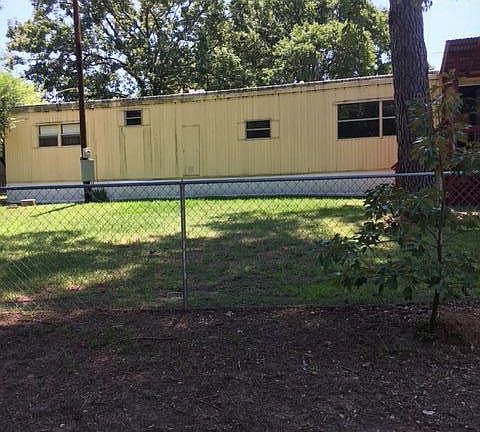 2nd image of 14714 Oak Dr