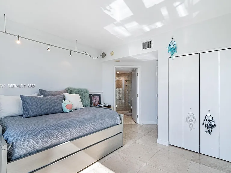 1331 Brickell Bay Dr #1611 — Photo 38