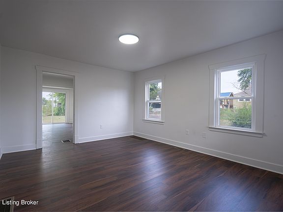 3rd image of 4314 Wells Dr