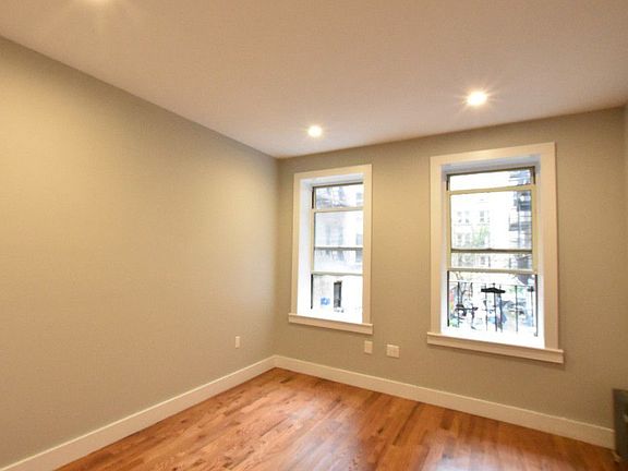 2nd image of 3157 Broadway APT 11