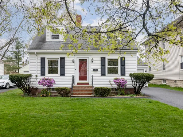 27 Caleb Street, Portland, ME 04102