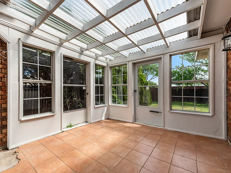3316A John Muir Ct — Photo 29