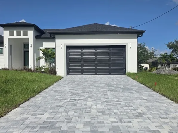 1032 NW 33rd Pl, Cape Coral, FL 33993