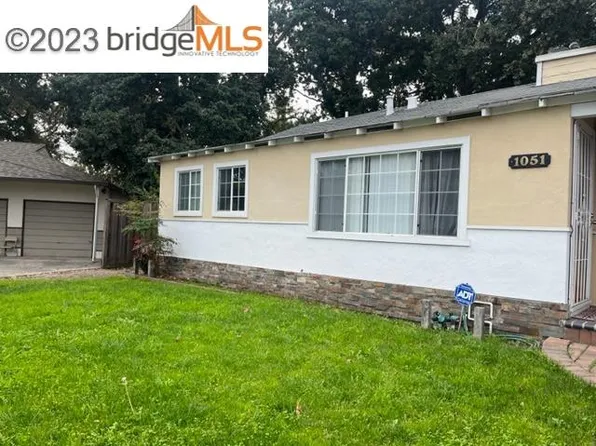 1051 Dale Pl, Concord, CA 94518