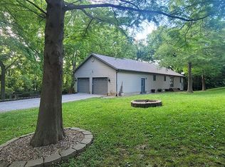 21 W 2nd St, Ruma, IL 62278