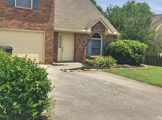404 Eagle Brook Dr #1, Knoxville, TN 37923