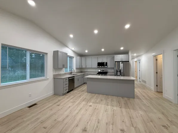 1709 N Williwaw Way #1, Wasilla, AK 99654