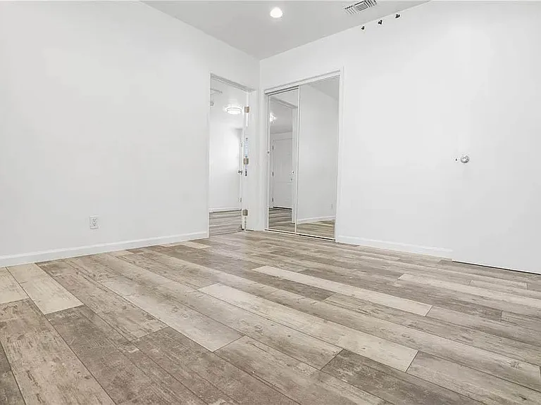 1500 Voorhees Ave — Photo 35