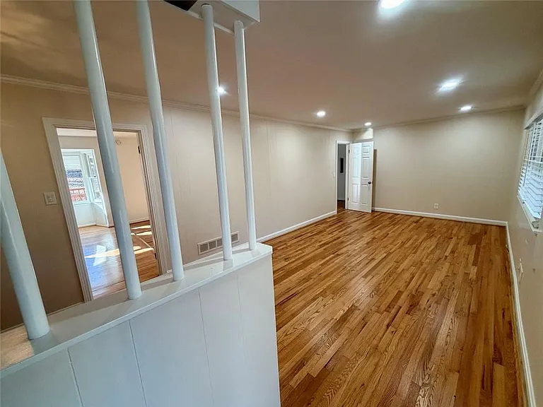 1648 Hammond Woods Cir SW — Photo 9