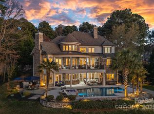 104 Standish Ln, Mooresville, NC 28117