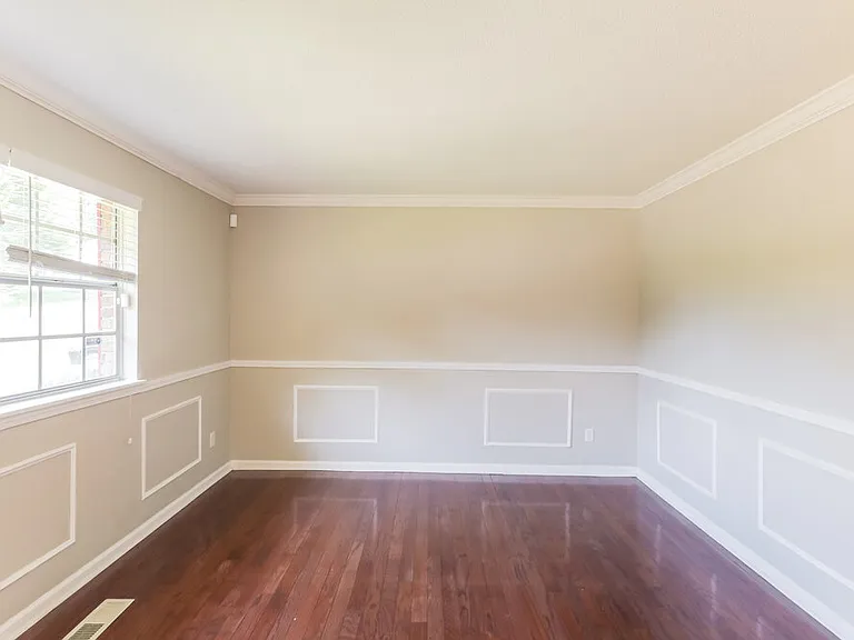 1760 Sonia Dr — Photo 6