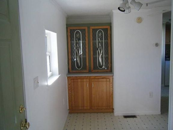 Sunny breakfast nook