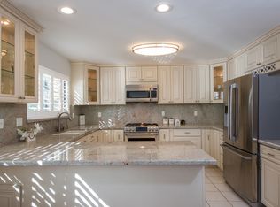 6121 Shoup Ave UNIT 3, Woodland Hills, CA