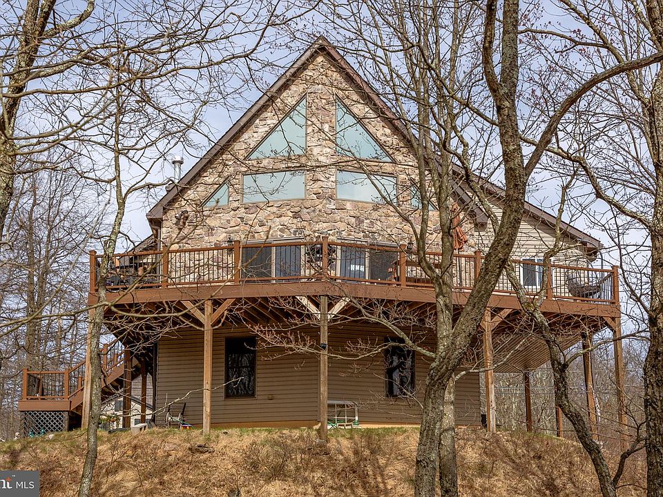 208 Pine Valley Ln, Hazle Township, PA 18202 | Zillow