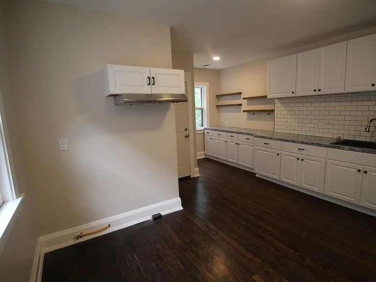 2161 N 48th St #UPPER — Photo 16