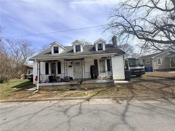 410 New St, Kernersville, NC 27284