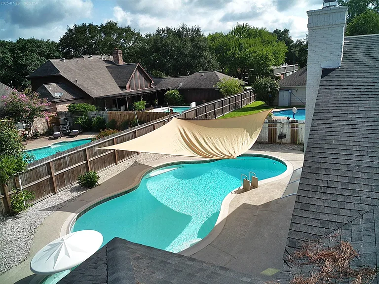 3006 Golden Hills Ln — Photo 46