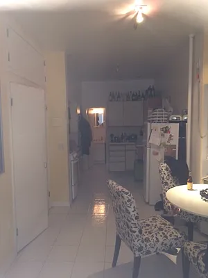 Rented by Moses Stoller, LREB | media 19