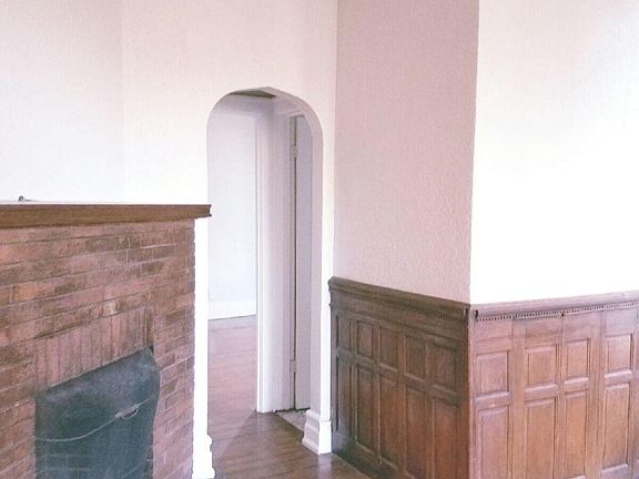 4th image of 649 W Ferry APT 2