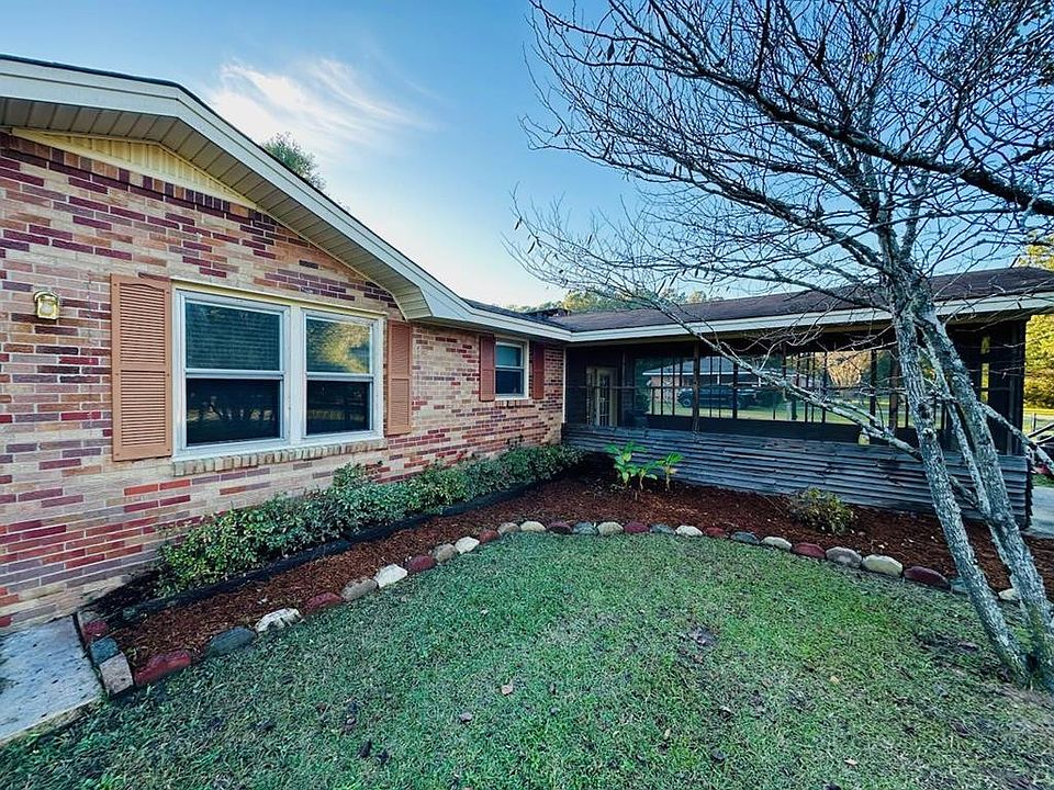 1st image of 22 Glenwood Dr