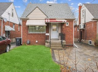 21 Holbrooke Ave, Toronto, ON M8Y 3B1