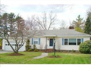 5 Tessier Dr, Andover, MA 01810