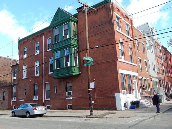 3rd image of 1739 W Montgomery Ave #1