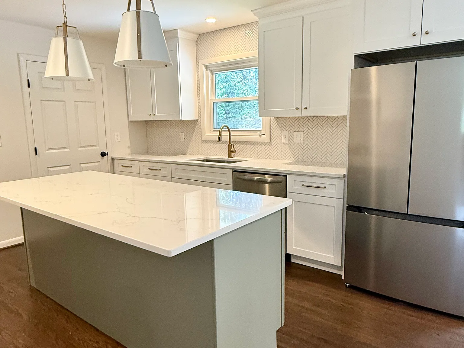 3 bed, 1424 sqft, $2,250 — Photo 4