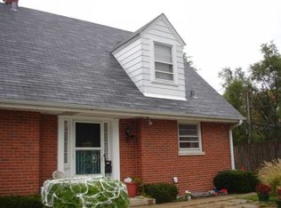 2677 Gross Point Rd, Evanston, IL 60201