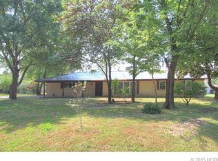 14820 S 303 East Ave, Coweta, OK 74429