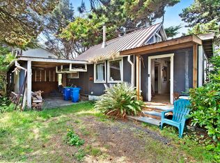 1544 NW 26th St, Lincoln City, OR 97367