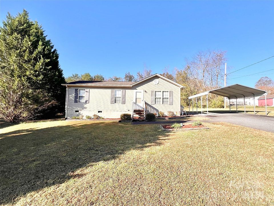 1st image of 2414 Maywood Dr SW