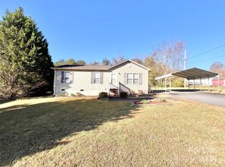 2414 Maywood Dr SW, Lenoir, NC 28645