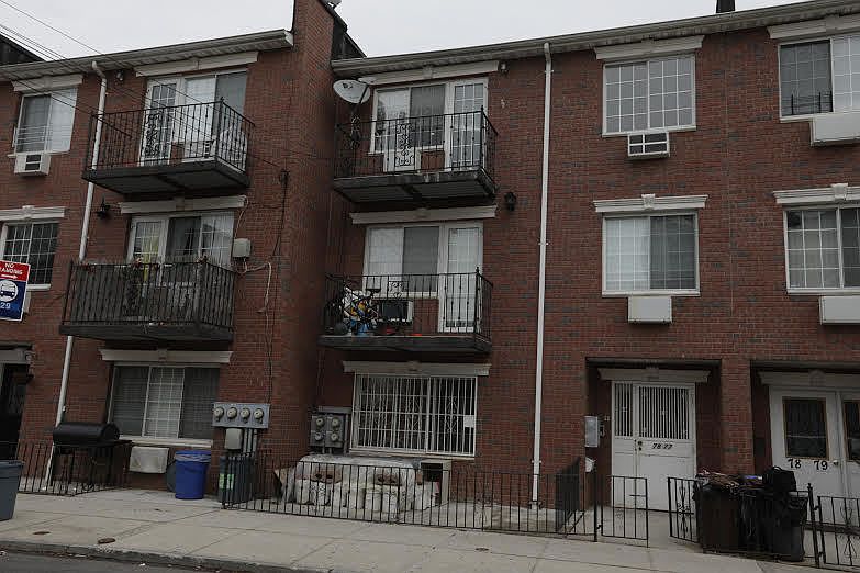 1st image of 7877 81st St APT 3