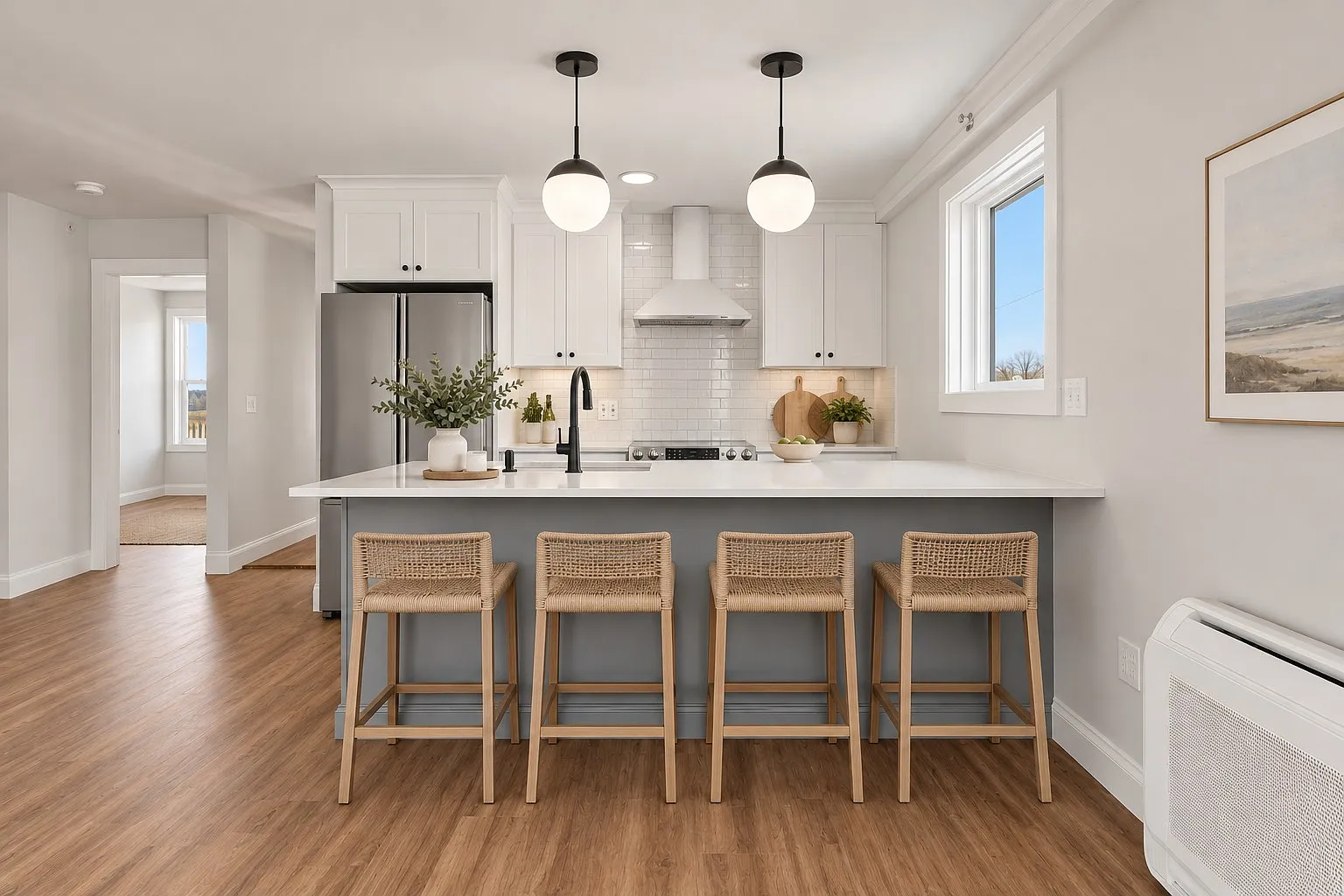4 bed, 1830 sqft, $4,200 — Photo 3