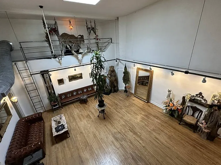 706 W Pennway St #A — Photo 11