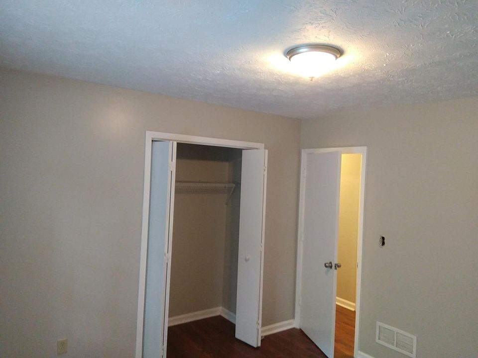 1st image of 1470 Marble Way