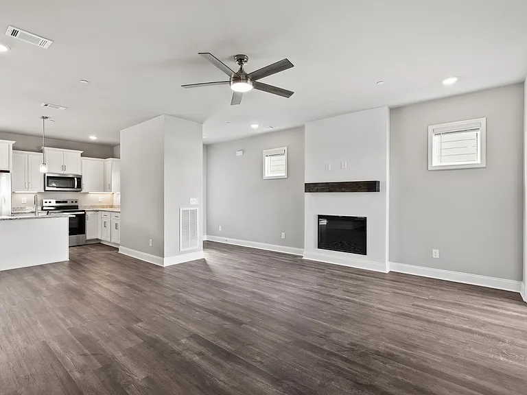 232 Franklin St — Photo 19