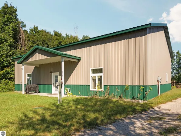 8157 Crisp Rd, Williamsburg, MI 49690