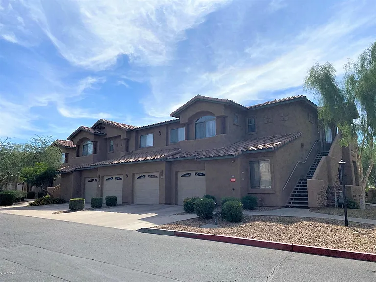 11500 E Cochise Dr #1010 — Photo 2