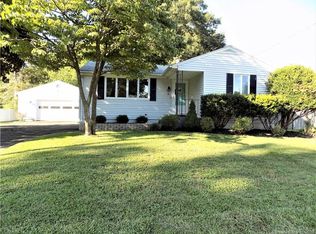 16 Robbin Rd, Enfield, CT 06082