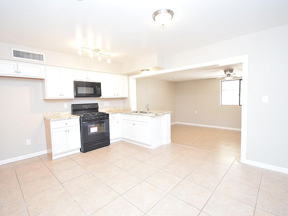 3rd image of 5102 N 78th Ave